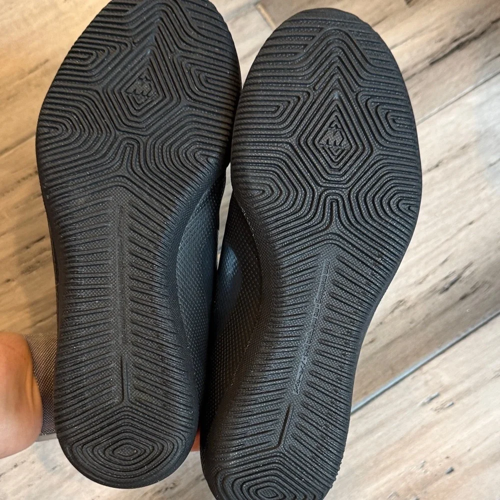 Nike Black Athletic Shoes